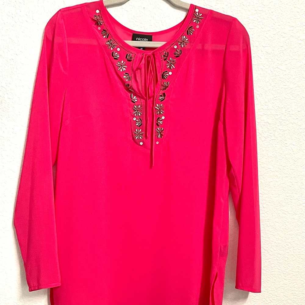 Nicole miller sheer top/ blouse medium size new with tag